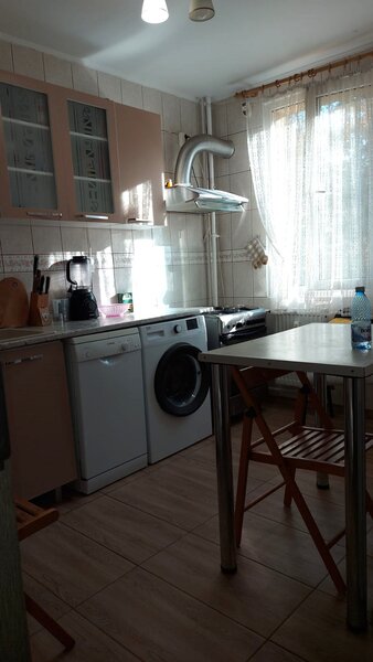 Drumul Taberei, Romancierilor,